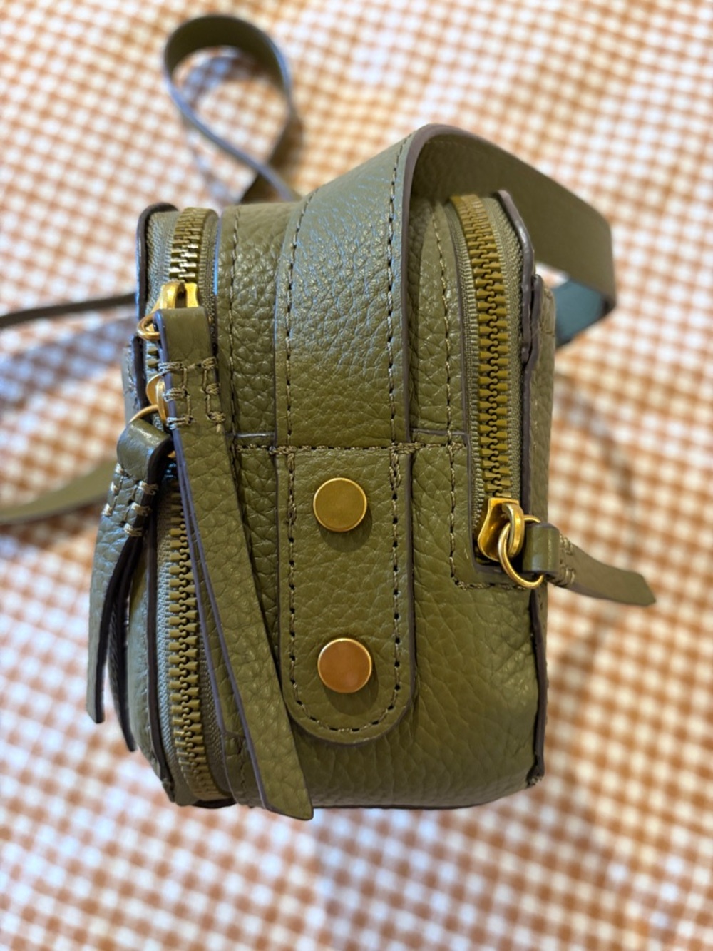 American Leather Co Nashville Leather Double Zip Crossbody Camera Bag Sage Green - Picture 10 of 11